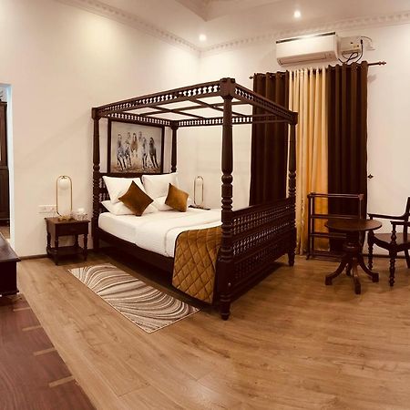 Cherai Lake Resort チェライ・ビーチ エクステリア 写真