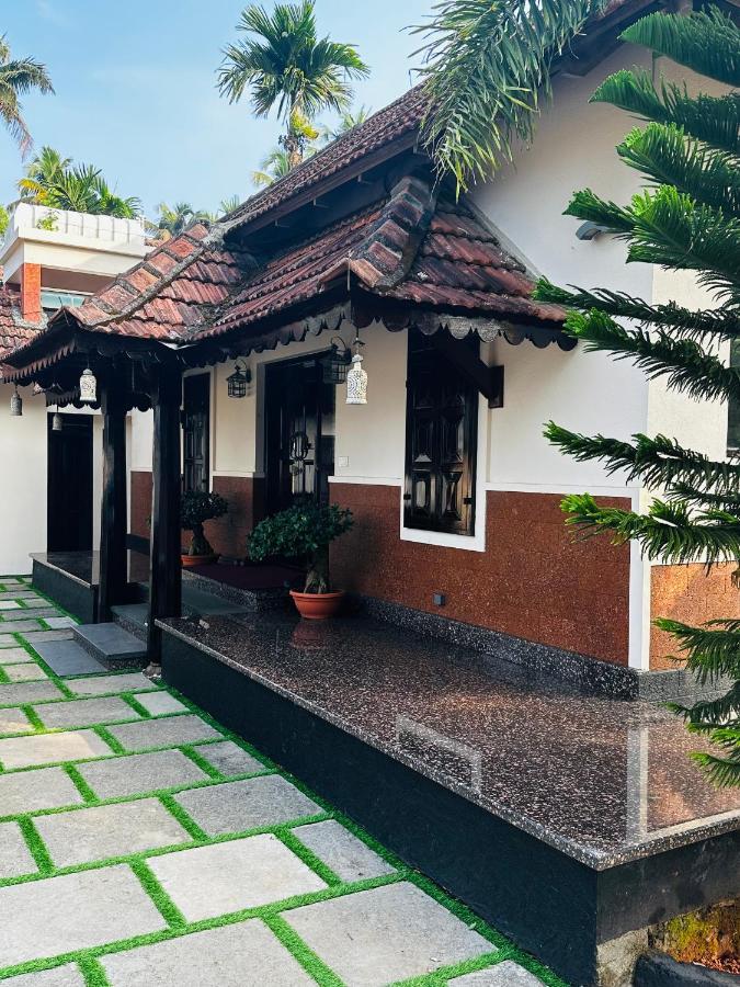 Cherai Lake Resort チェライ・ビーチ エクステリア 写真