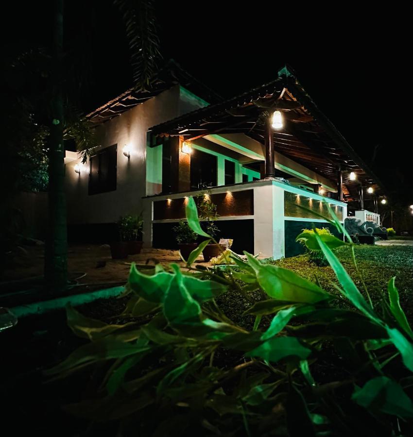 Cherai Lake Resort チェライ・ビーチ エクステリア 写真