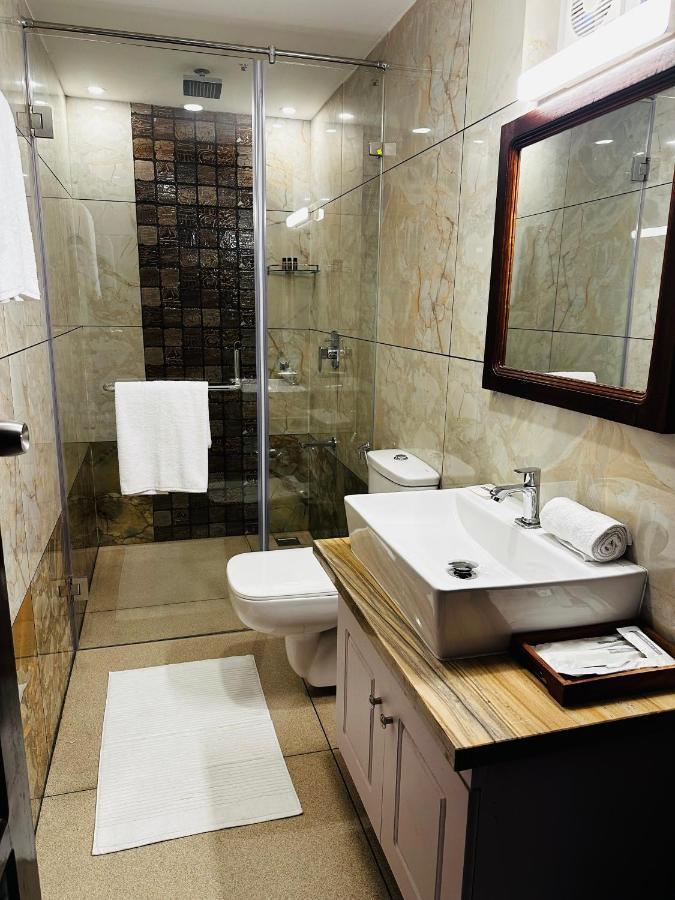 Cherai Lake Resort チェライ・ビーチ エクステリア 写真